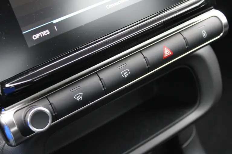 Citroën C3 1.2 PureTech S&S Feel Edition Trekhaak, Navigatie, Applecarpl./Andr. Auto, Cruise/Climate Control afbeelding 25