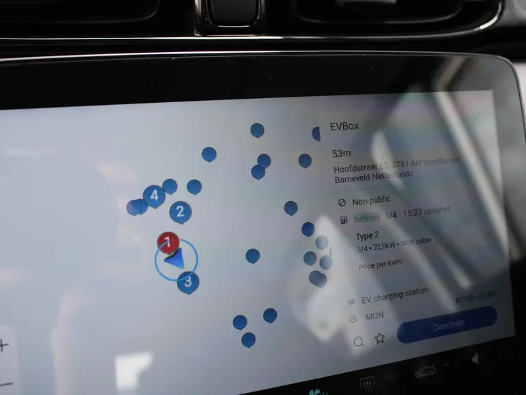 Leapmotor T03 Design 37.3 kWh Navigatie, Camera achter, Parkeerhulp achter, Audio, Keyless Start, Lichtmetalen velgen afbeelding 41