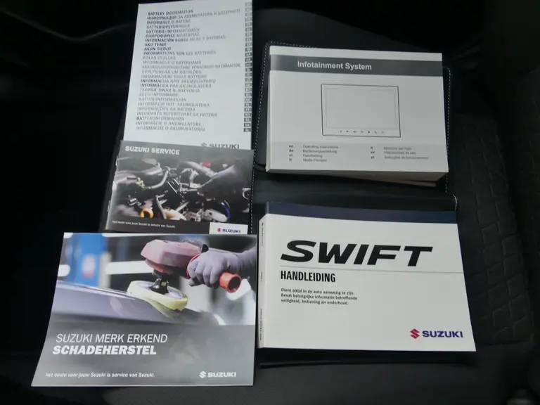 Suzuki Swift 1.2 Style Smart Hybrid 6 jaar fabrieksgarantie! GT-Styling-pakket, Cuise Control, Navigatie, afbeelding 26