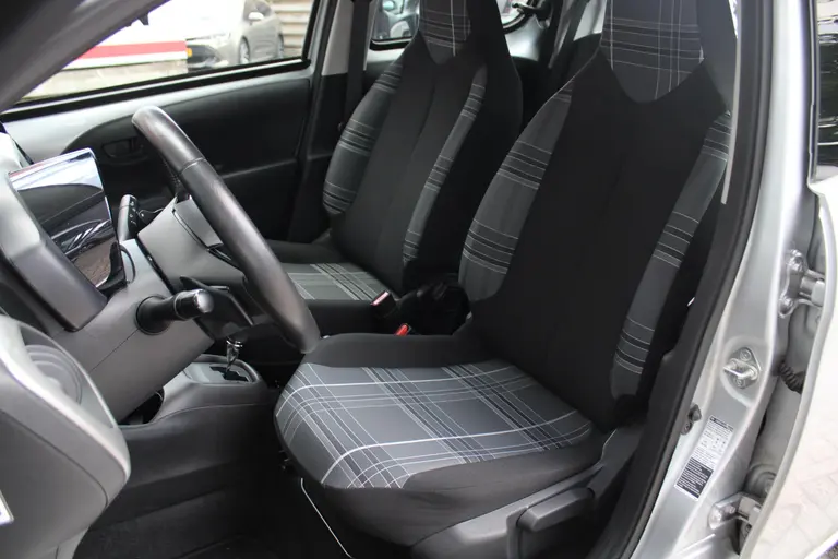 Peugeot 108 1.0 e-VTi Active Automaat Apple Carplay/Android Auto afbeelding 5