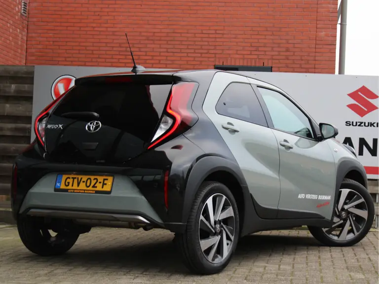 Toyota Aygo X 1.0 VVT-i MT Envy Cruise Control Adaptief, Achteruitrijcamera, Navigatie, Parkeersensoren Voor en Achter afbeelding 13