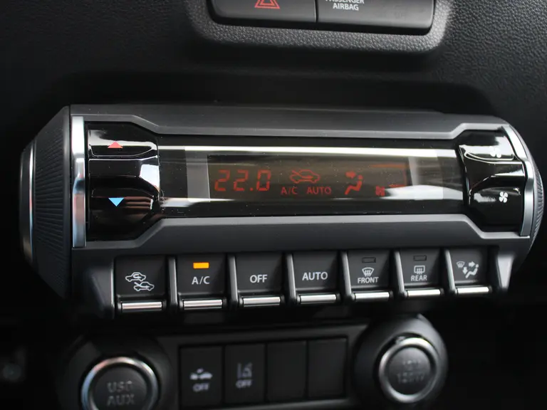 Suzuki Ignis 1.2 Smart Hybrid Style Cruise en Climate Control, Carplay/Android Auto, Navigatie, Keyless Go afbeelding 20