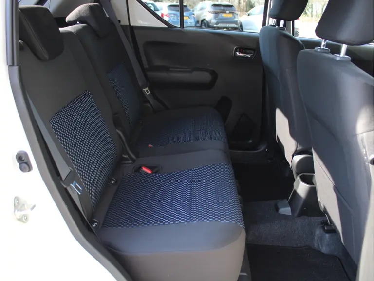 Suzuki Ignis 1.2 Smart Hybrid Style Navigatie, Achteruitrijcamera, Cruise Control, Stoelverwarming afbeelding 21