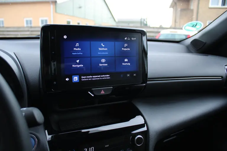 Toyota Yaris Cross 1.5 Hybrid Explore , Automaat, Applecarplay/Androidauto, Parkeersensoren voor en achter afbeelding 15
