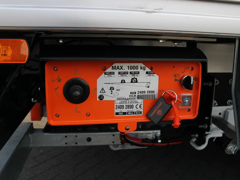 Peugeot Boxer 2.2 BlueHDi 140PK L4 3.5t Citybox Bakwagen/Laadbak/Citybox Navigatie, LED Koplampen, Laadklep, Draadloze Telefoonlader afbeelding 9