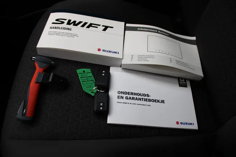 Suzuki Swift 1.2 Select Smart Hybrid Automaat, Stoelverwarming, Carplay, 6 JAAR GARANTIE! afbeelding 27
