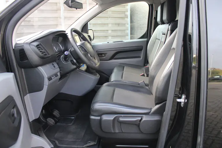 Citroën Jumpy 2.0 BlueHDI 120 XL Driver Trekhaak, Navigatie, Airco, Dodehoek detector, Camera, Laadruimte betimmering, Parkeer sensoren afbeelding 9