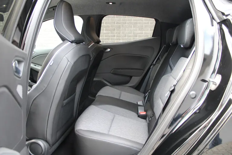 Mitsubishi Colt 1.0T MT First Edition Cruise/Climate control, Navigatie, Camera, Parkeersensoren v+a, 17"LM Velgen, afbeelding 12