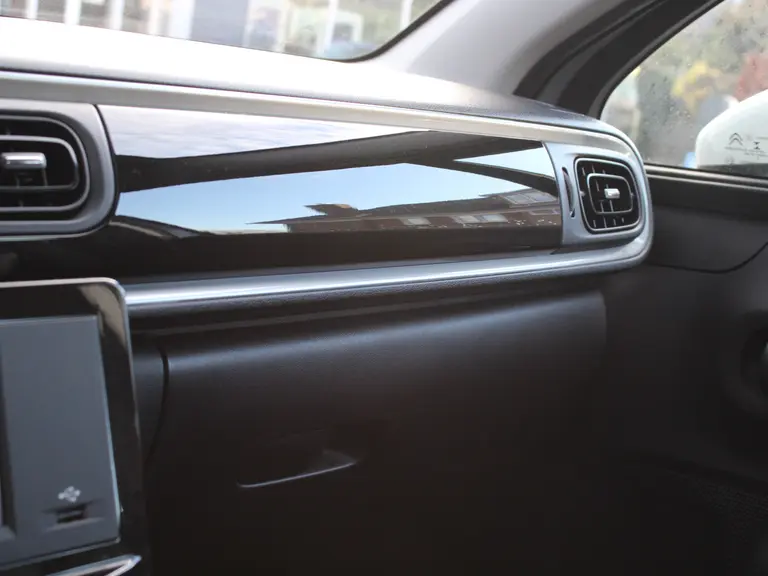 Citroën C3 1.2 PureTech 83PK You Cruise Control, Airco, Parkeersensoren Achter, Stoelverwarming, Bluetooth afbeelding 28