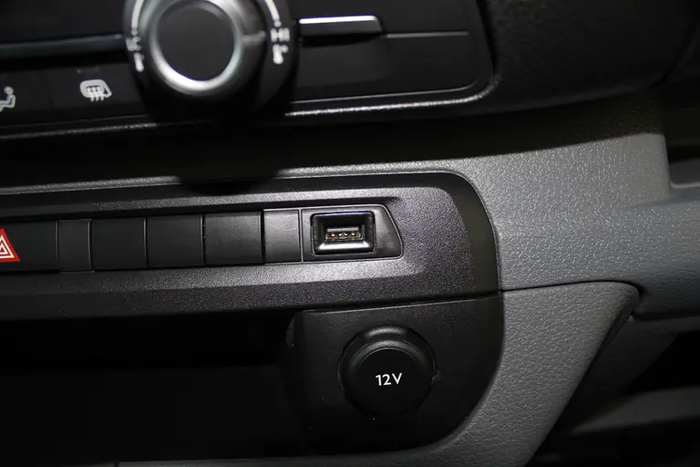 Citroën Jumpy 2.0 BlueHDI 120 XL Driver Trekhaak, Navigatie, Airco, Dodehoek detector, Camera, Laadruimte betimmering, Parkeer sensoren afbeelding 24