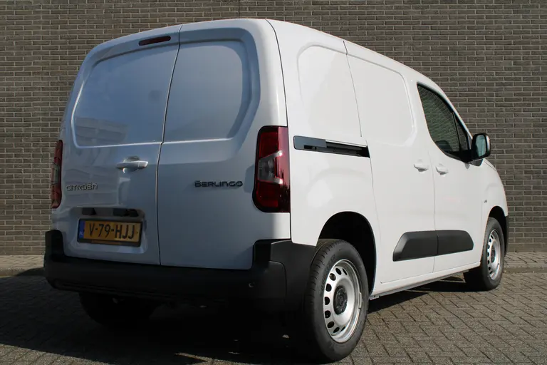 Citroën Berlingo 1.5 BlueHDi 130 EAT8 S&S L1 Automaat, CruiseControl, DAB, Applecarpl./Andr. Auto, Airco, Achteruitrijcamera afbeelding 4