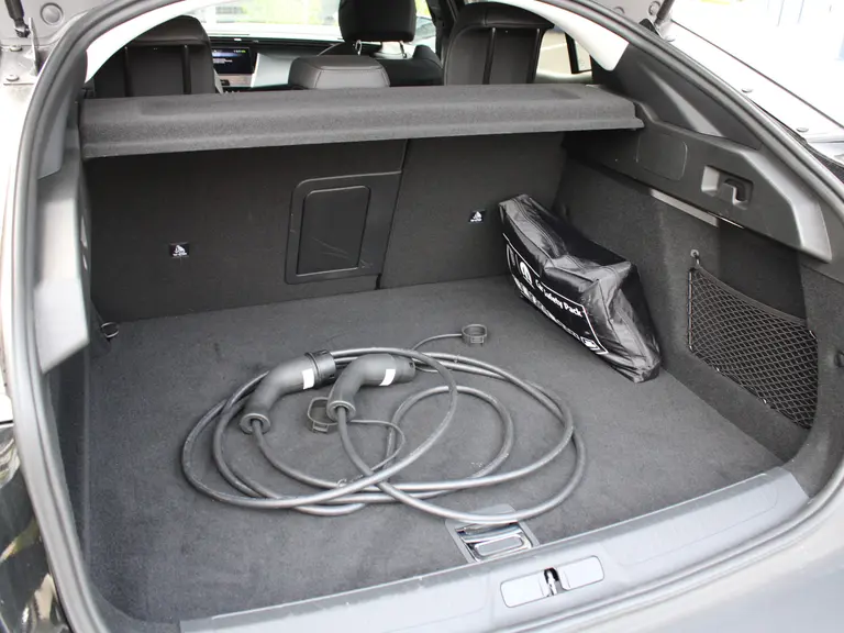 Peugeot 408 Allure 1.6 HYbrid 180PK EAT8 Automaat Navigatie, Rondomzichtcamera, Keyless, Parkeersensoren Voor & Achter, Draadloze Telefoonlader afbeelding 12
