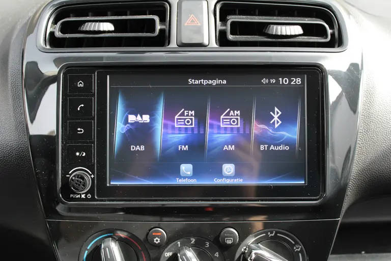 Mitsubishi Space Star 1.2 Connect+ Airco, Applecarpl./Andr. Auto, Start/Stop Systeem, Elektr. ramen voor, Licht/Regen sensor afbeelding 19