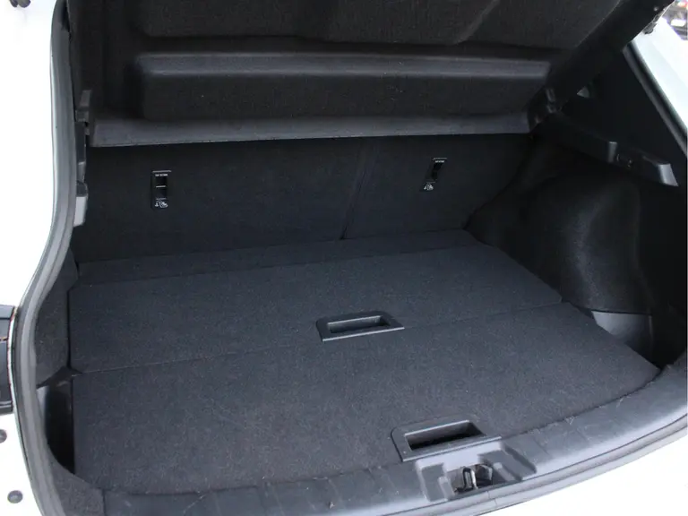 Nissan QASHQAI 1.2 N-Connecta Automaat Trekhaak, Panoramadak, Cruise en Climate Control, Achteruitrijcamera afbeelding 11