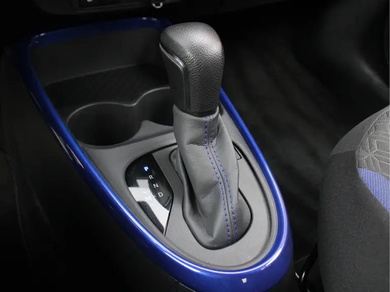 Toyota Aygo X 1.0 VVT-i S-CVT Pulse Automaat Adaptieve Cruise Control, Carplay/Android Auto, Achteruitrijcamera, Airco afbeelding 16