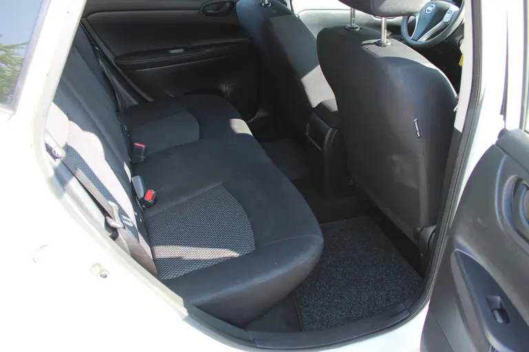 Nissan Pulsar 1.2 DIG-T Visia, Cruise Control en Bluetooth. afbeelding 11