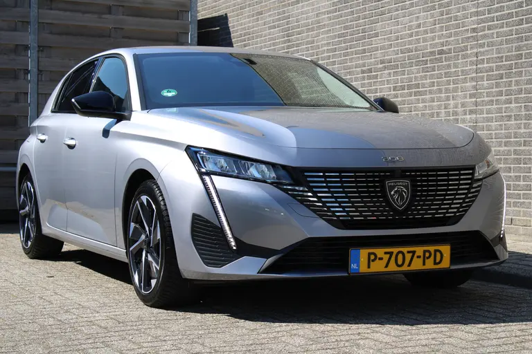 Peugeot 308 1.2 PureTech Allure Pack Business 131pk, Automaat, Keyless Entry/Start, Navigatie, Applecarpl./Andr. Auto, Dodehoek detectie, 1e Eigenaar afbeelding 33