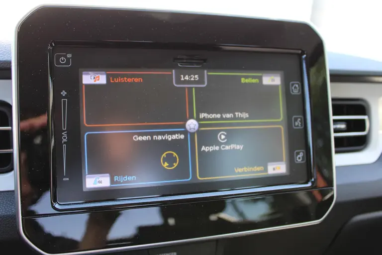 Suzuki Ignis 1.2 Smart Hybrid Allgrip Style, All-Seasons, Cruise control en Achteruitrijcamera! afbeelding 16