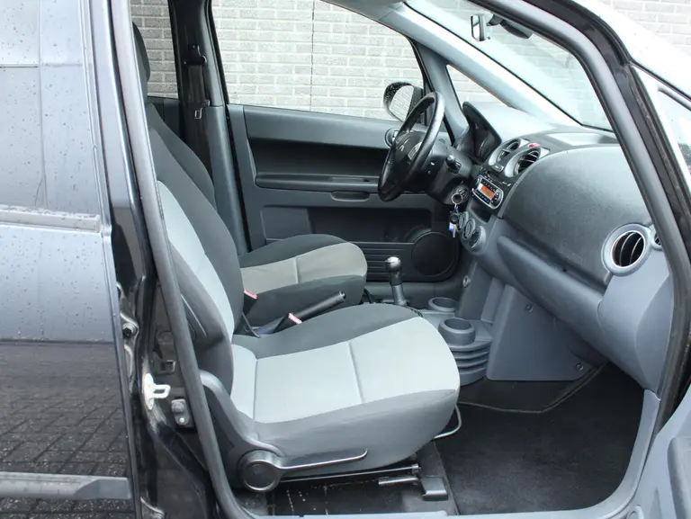 Mitsubishi Colt 1.3 Edition Two airco, cruise control, lichtmetalen velgen afbeelding 20