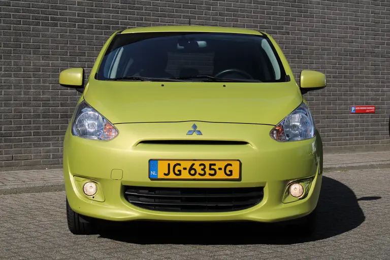 Mitsubishi Space Star 1.0 Bright Elektr. ramen, Start/stop, 14'' inch LM velgen, ClimateControl, Privacy Glass afbeelding 7