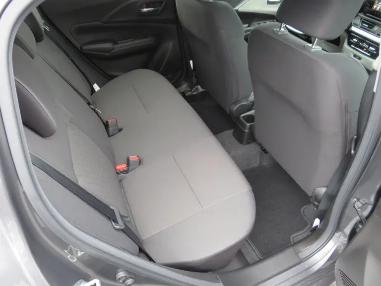 Suzuki Swift 1.2 Style Smart Hybrid, NIEUW 6 JAAR GARANTIE! Bodykit en Stootlijsten in Piano Black afbeelding 9