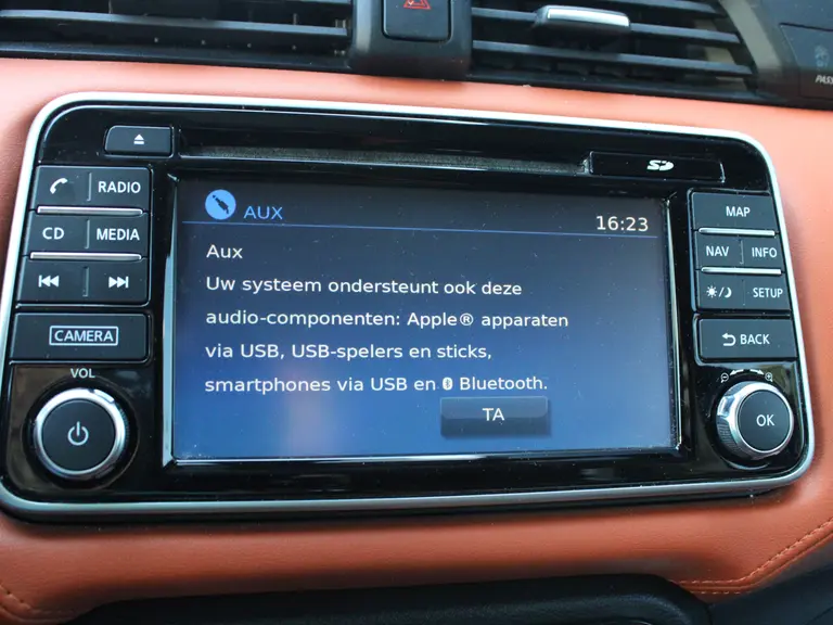 Nissan Micra 0.9 IG-T 90PK N-Connecta Navigatie, Rondomzichtcamera, Dodehoekdetectie, Parkeersensoren Achter afbeelding 25