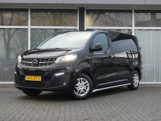 Opel Vivaro 1.5 CDTI 120PK L2H1 Edition, Trekhaak, Camera, Navigatie, Carplay/Android Auto Airco, Trekhaak,  Navigatie, Achteruitrijcamera
