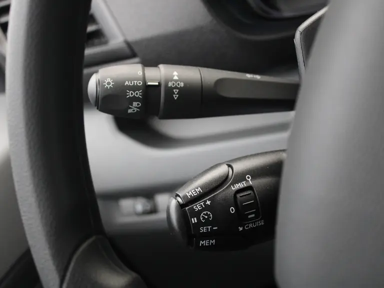 Citroën Jumpy 50kWh Driver L2H1 Navigatie, Climate Control, Keyless Go, Parkeerhulp, 100% Elektrisch! afbeelding 45