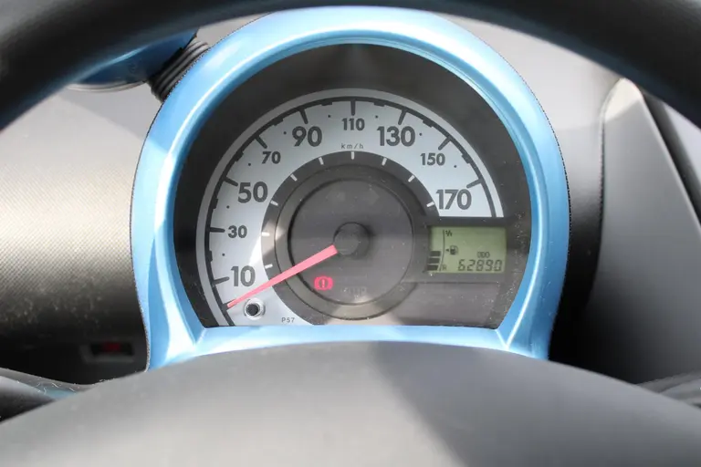 Peugeot 107 1.0-12V Urban Move afbeelding 13