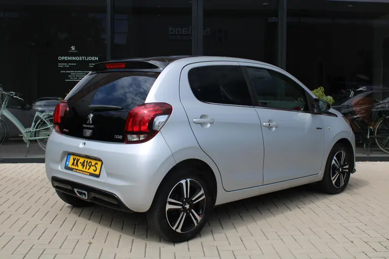 Peugeot 108 1.0 e-VTi 72PK GT-Line Achteruitrijcamera, Navigatie, Apple Carplay/Android Auto afbeelding 8