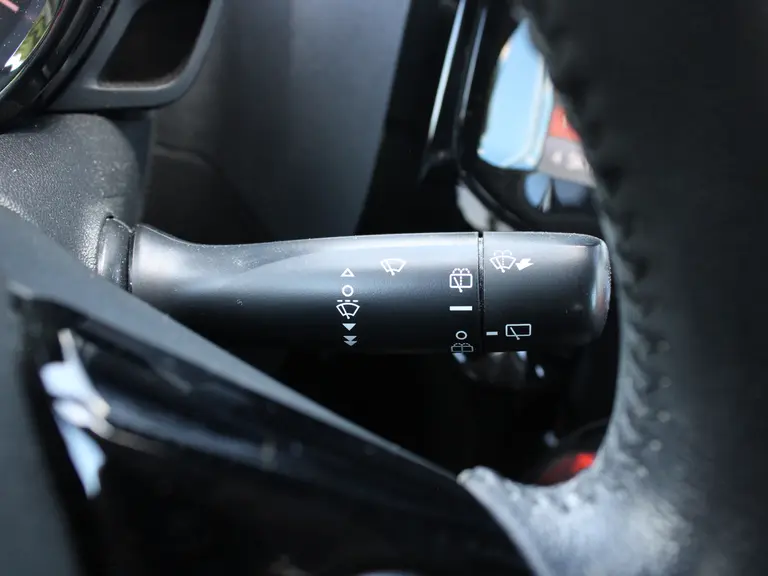 Peugeot 108 Allure 1.0 e-VTi 70PK 5DRS Navigatie, Achteruitrijcamera, Keyless Entry & Start, Cimate Control afbeelding 20