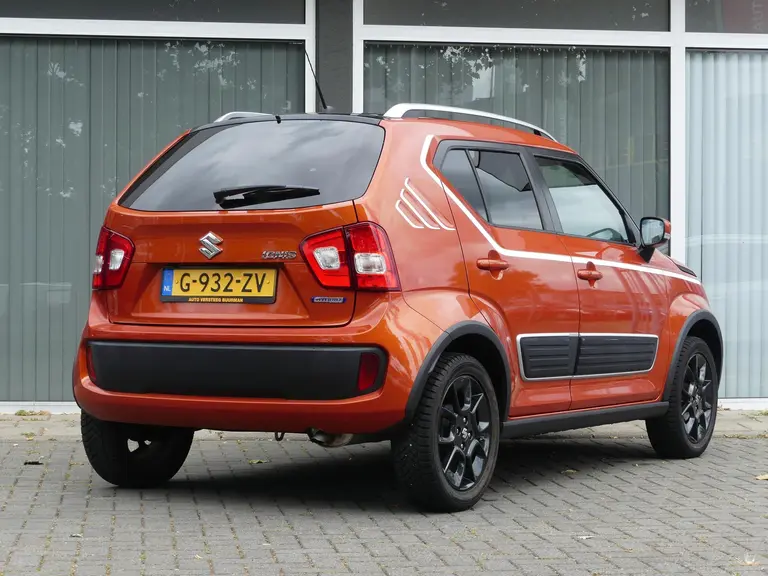Suzuki Ignis 1.2 Smart Hybrid Stijl Navi, Allseason banden, Cruise control, Climate control afbeelding 4