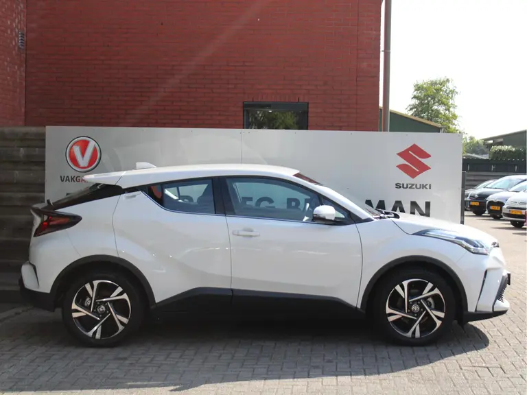 Toyota C-HR 1.8 Hybrid Dynamic Automaat Navigatie, Cruise Control Adaptief, Parkeersensoren Voor en Achter, Airco Automatisch afbeelding 16