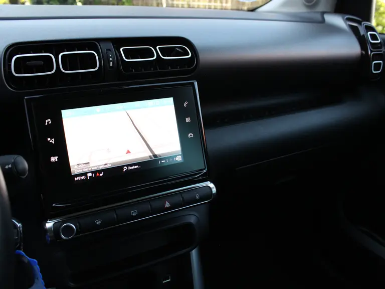 Citroën C3 Aircross Shine 1.2 PureTech 110PK Navigatie, Parkeerhulp voor en achter + Camera, Apple Carplay/Android Auto, Trekhaak afbeelding 13
