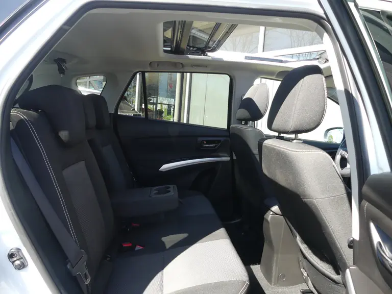 Suzuki S-Cross 1.6 Exclusive Automaat Trekhaak, schuif/kantel dak, Cruise control, Bluetooth afbeelding 23