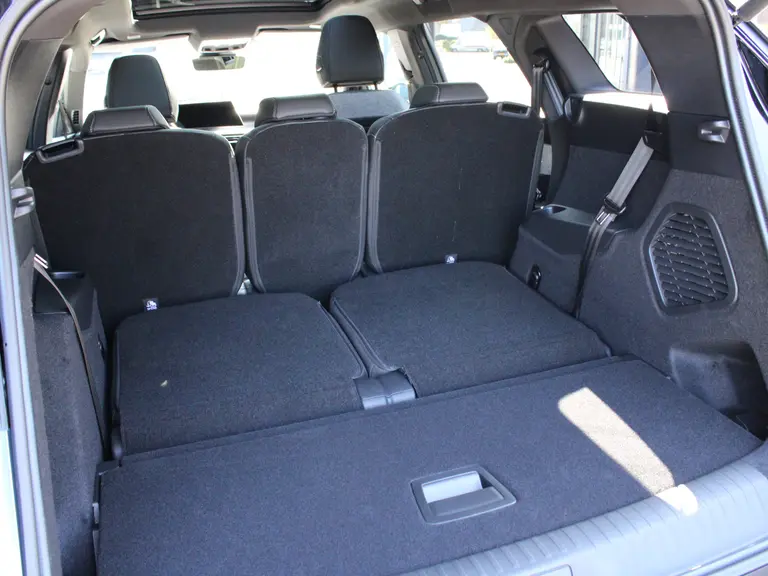 Peugeot 5008 1.2 Hybrid 136PK GT e-DCS6 Automaat 7P Alcantara Leder, Navigatie, Camera 360, Panoramisch-Open Dak, Elektrische Achterklep afbeelding 40