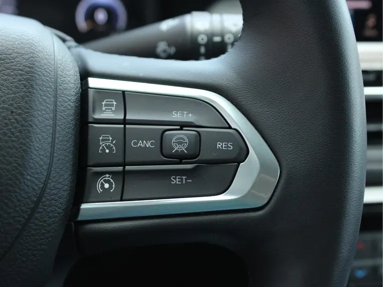 Jeep Compass 1.5T e-Hybrid Altitude Rondomzicht Camera, Stoelventilatie & -verwarming, Cruise & Climate Control afbeelding 33