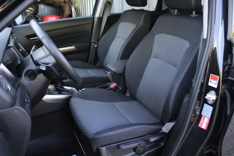 Suzuki Vitara 1.5 Hybrid 115PK Select AllGrip Automaat Adaptieve Cruise Control, Stoelverwarming, Achteruitrijcamera, Dodehoek Detector afbeelding 6