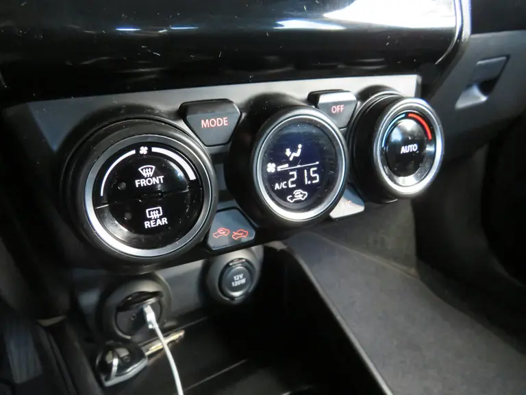 Suzuki Swift Boosterjet,Stijl/Style Smart Hybrid, Dealer onderhouden Navigatie, Keyless, Cruise-Control afbeelding 23
