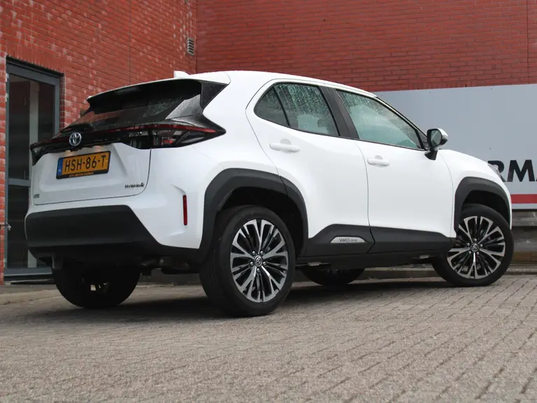 Toyota Yaris Cross 1.5 Hybrid Achteruitrijcamera, Bluetooth, Cruise Control Adaptief, Climate Control afbeelding 9