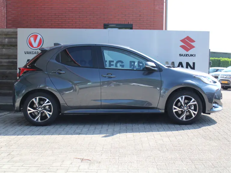 Toyota Yaris 1.5 Hybrid 115 Team Player Automaat Achteruitrijcamera, Parkeersensoren voor en achter, Airco Automatisch, Cruise Control Adaptief afbeelding 12