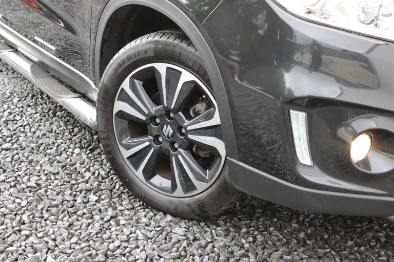 Suzuki Vitara 1.6 Exclusive, 1e Eig. Dealer onderhouden, Navigatie, Bull-Bar en Side-Bars, afbeelding 6
