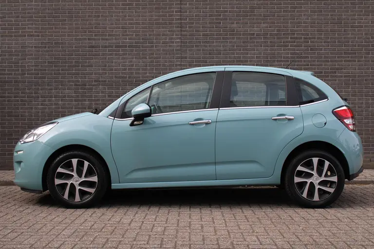 Citroën C3 1.2 PureTech Feel Edition CruiseControl, Bluetooth, Airco, All-season banden afbeelding 3