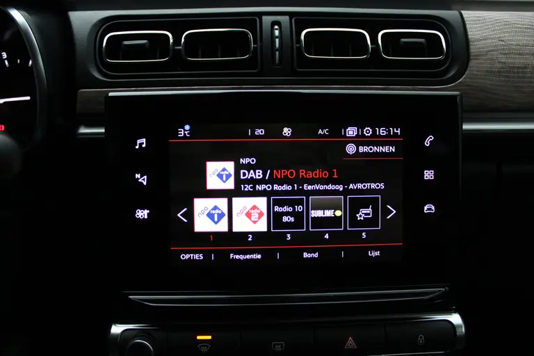 Citroën C3 1.2 PureTech Max 110 PK Cruise/Climate control, Navigatie, Camera, Apple Carplay/Android Auto, Radio/DAB, 17"LM Velgen afbeelding 19