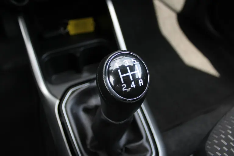 Suzuki Ignis 1.2 Smart Hybrid Style, Trekhaak, 1e Eig. Keyless, Navigatie en Dealer onderhouden! afbeelding 16