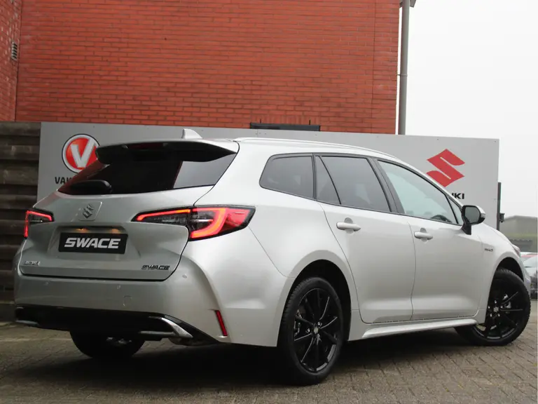 Suzuki Swace 1.8 Hybrid Style Automaat 140PK All-Season Banden, Adaptieve Cruise Control, Navigatie, Stuur Verwarmd, Voorruitverwarming, Draadloze Telefoonlader afbeelding 15