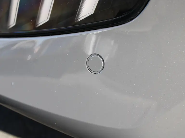 Peugeot e-208 EV Style 50 kWh Navigatie, Keyless, Stoelverwarming, Parkeersensoren Voor & Achter, Apple Carplay, Android Auto afbeelding 4