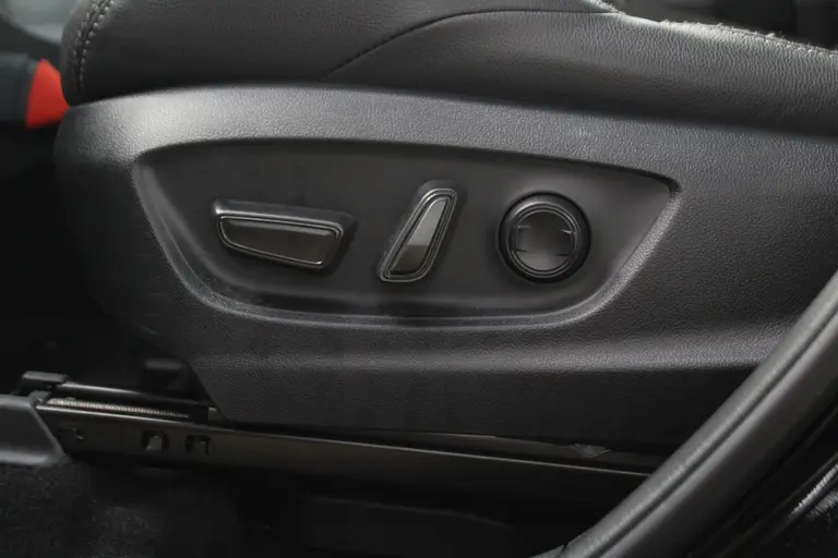Toyota Bz4x Dynamic 71 kWh Trekhaak, Navigatie, Stoelverwarming, Stuur Verwarmd, Cruise Control Adaptief afbeelding 19
