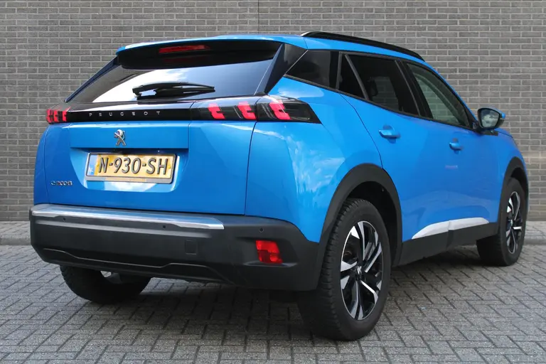 Peugeot e-2008 EV Allure Pack 50 kWh Navigatie, CruiseControl, Keyless Start, Airco, Applecarpl./Andr. Auto afbeelding 4