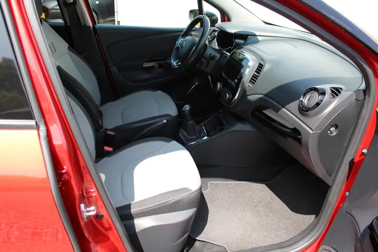 Renault Captur 0.9 TCe Dynamique ,Trekhaak, Camera, Parkeersensoren en Navigatie afbeelding 16